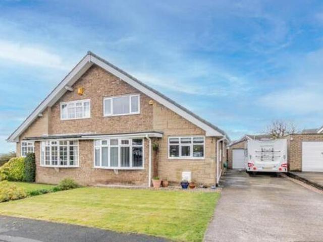 House for sale in Halifax, West Yorkshire