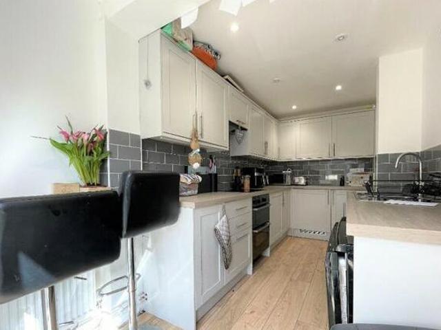 House for sale in Chipping Hill, Essex