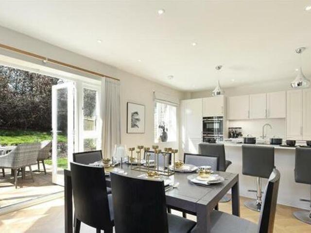 House for sale in Roundwood, St Albans