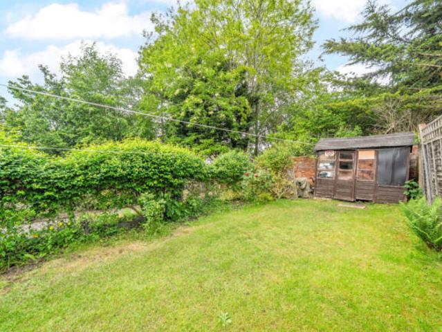 Farm for sale in Merrow, Guildford