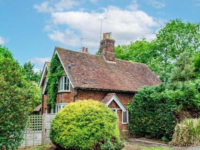 House for sale in King's Walden, Hertfordshire