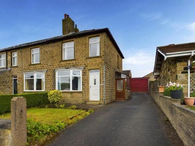 House for sale in Holmfirth, West Yorkshire
