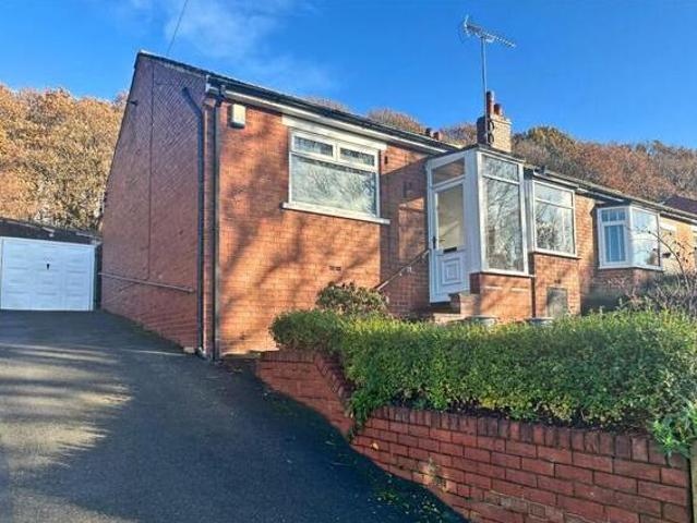 House for sale in Huddersfield, West Yorkshire