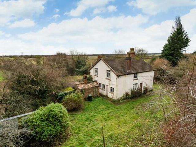 House for sale in Key Street, Suffolk