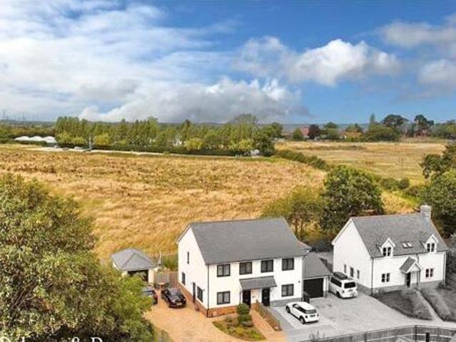 House for sale in Key Street, Suffolk