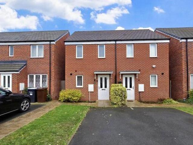 House for sale in Northampton, Northamptonshire