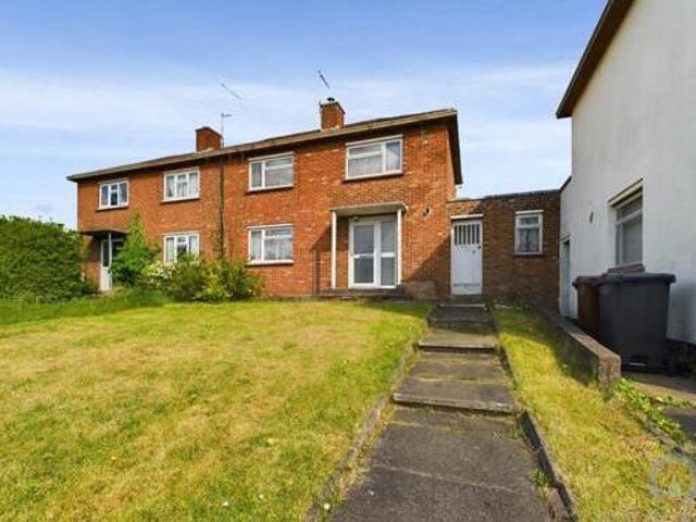 House for sale in Northampton, Northamptonshire