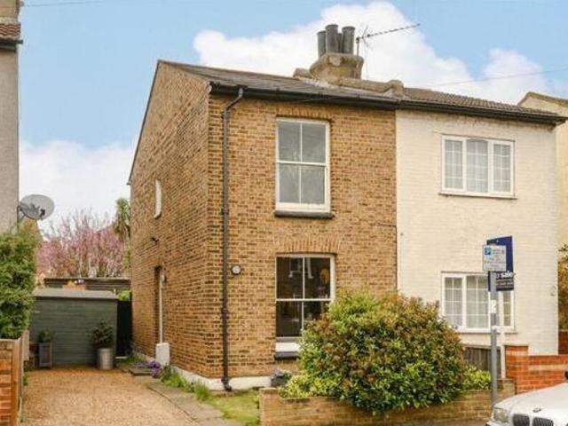 House for sale in Kingston Upon Thames, Greater London