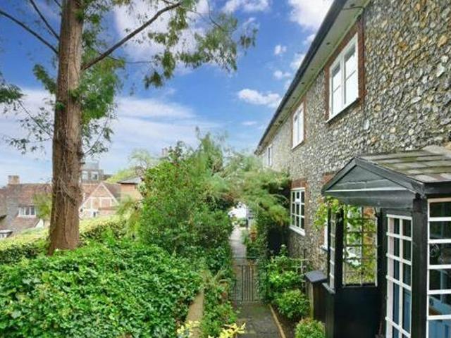 House for sale in Pachesham Park, Surrey