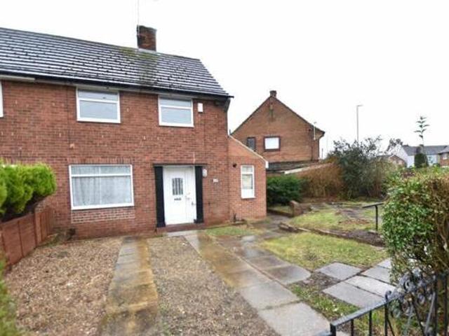 House for sale in Scholes, West Yorkshire