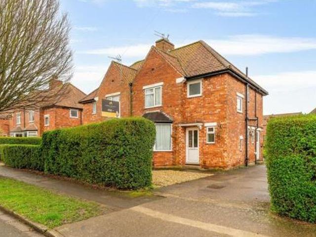 House for sale in Ermine East, Brayford