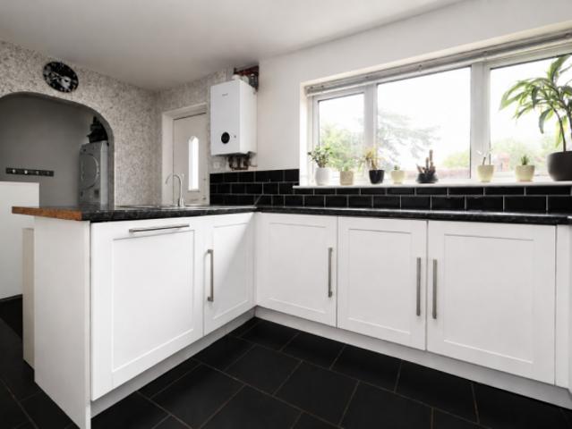 Cottage for sale in Brayford, Lincolnshire