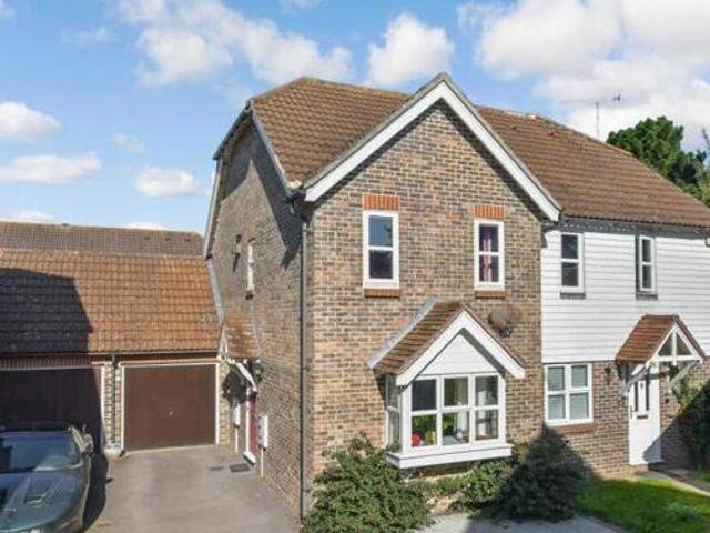 House for sale in Rustington, Arun