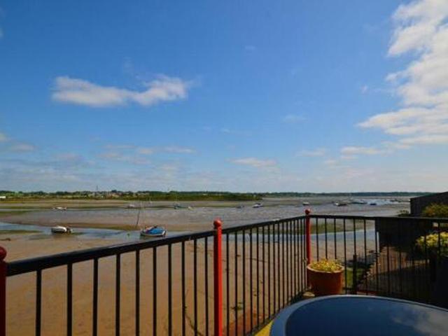 House for sale in Dale Hill, Essex