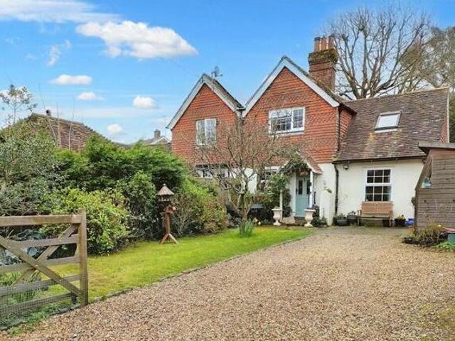House for sale in Littlecote, West Sussex