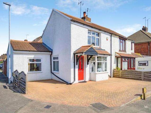 Farm for sale in Luton