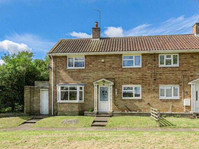 House for sale in Northampton, Northamptonshire