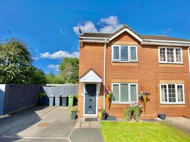 House for sale in Camp Hill, Warwickshire