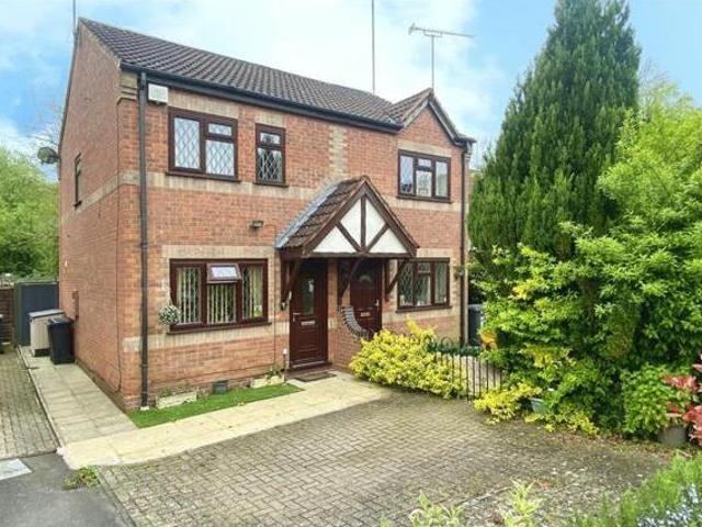 House for sale in Camp Hill, Warwickshire