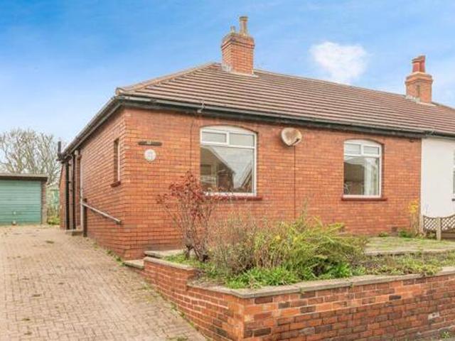 House for sale in Ossett, West Yorkshire