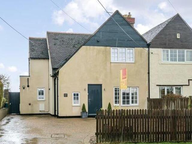 House for sale in The Slade, Oxfordshire