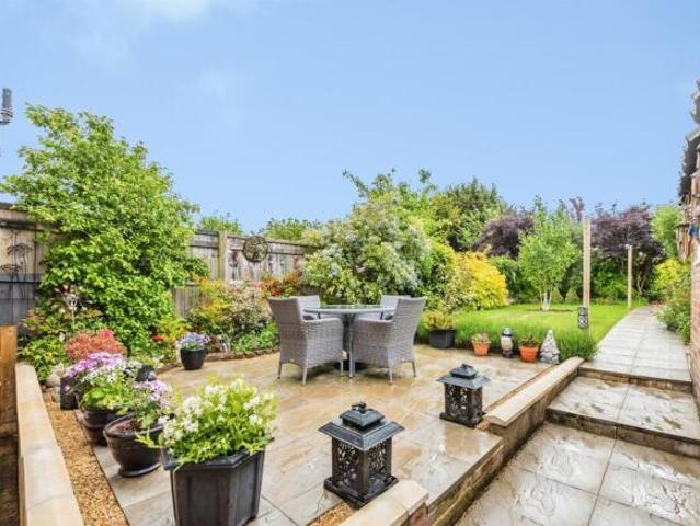 Farm for sale in Rodbourne, Swindon
