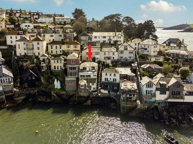 House for sale in Fowey, Cornwall