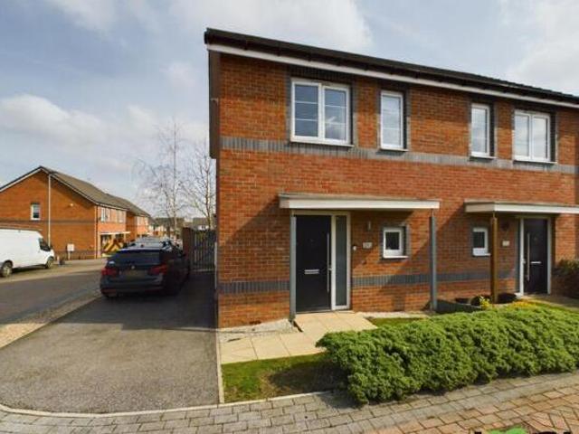 House for sale in Pontefract, West Yorkshire