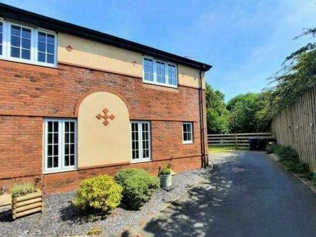 House for sale in Higher Bartle, Lancashire