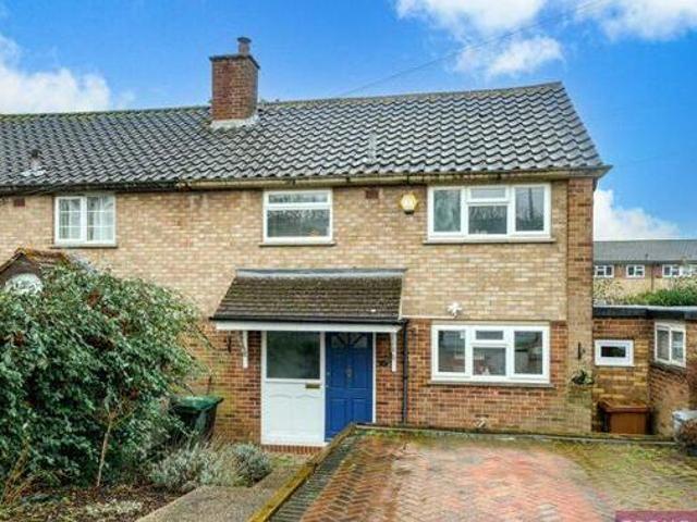 House for sale in Batchworth, Hertfordshire
