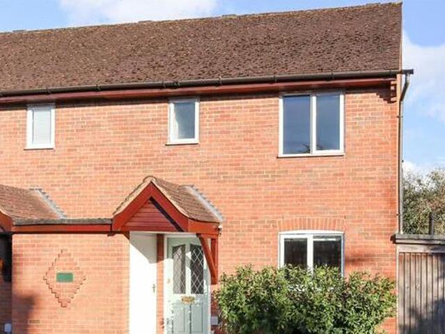 House for sale in Batchworth, Hertfordshire