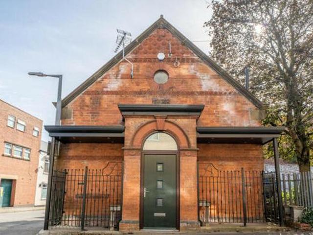House for sale in Kedleston, East Midlands