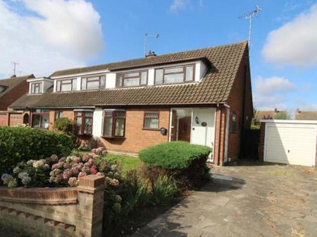 House for sale in Stroud Green, Barling
