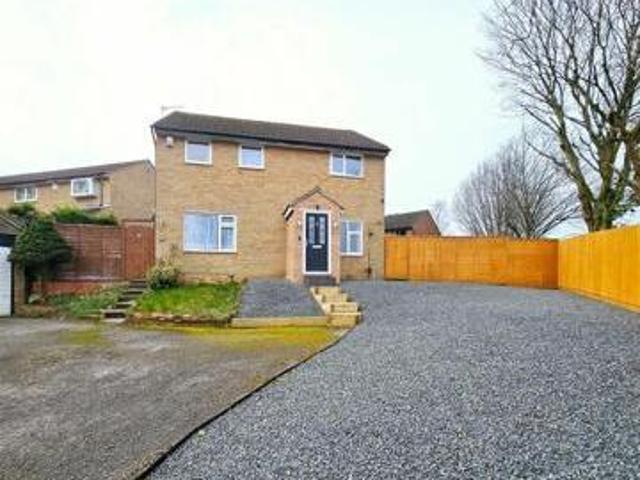 House for sale in Overslade, New Bilton