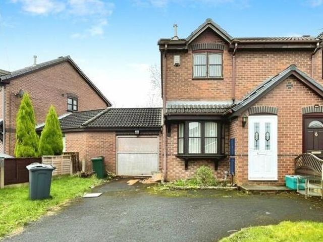 House for sale in Stanley, Roby Mill