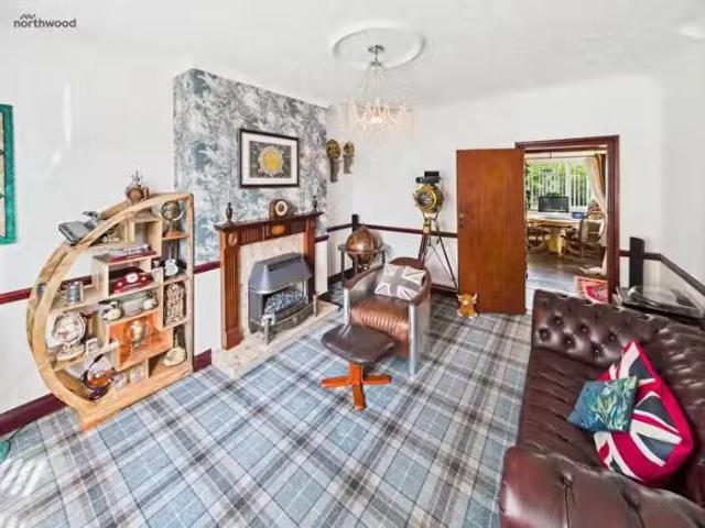 House for sale in Bowling Bank