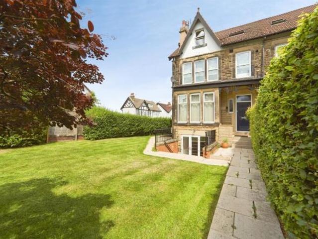 Apartment for sale in Roundhay, West Yorkshire