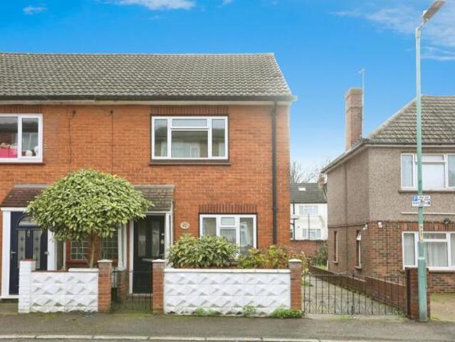 Farm for sale in Brompton, Gillingham
