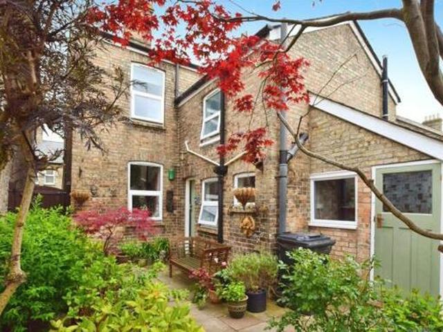House for sale in Sudbury, Chelmondiston