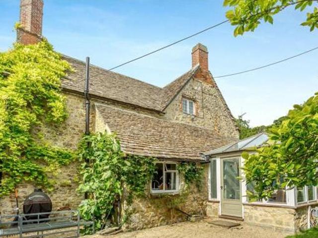 House for sale in Swindon