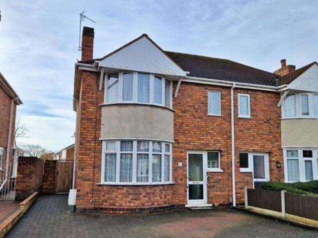 House for sale in Kettlebrook, Staffordshire
