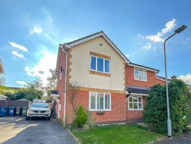 House for sale in Kettlebrook