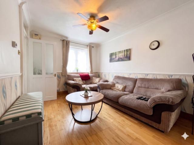 Farm for sale in Luton, England