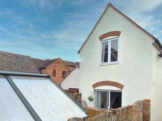 House for sale in Tewkesbury, Pamington