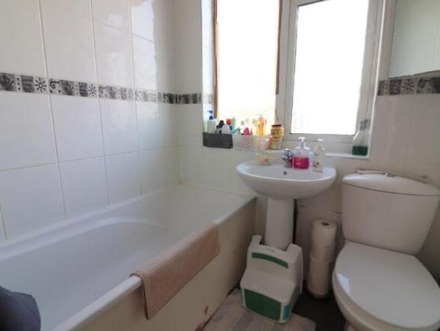 Farm for sale in Sundon Park, Luton