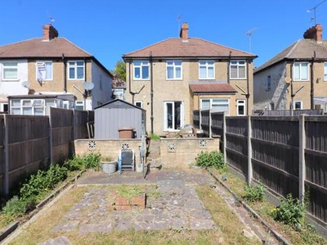 Farm for sale in Sundon Park, Luton