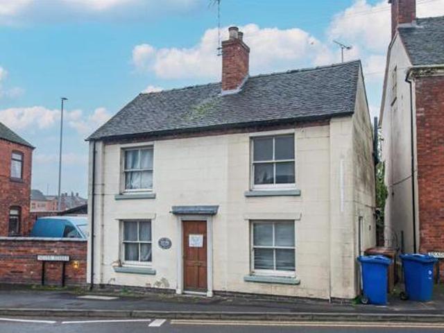 House for sale in The Wharf, East Staffordshire