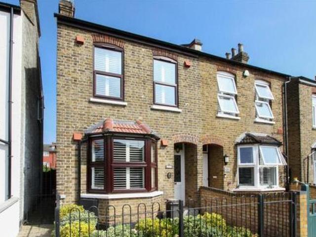 House for sale in Uxbridge, Greater London