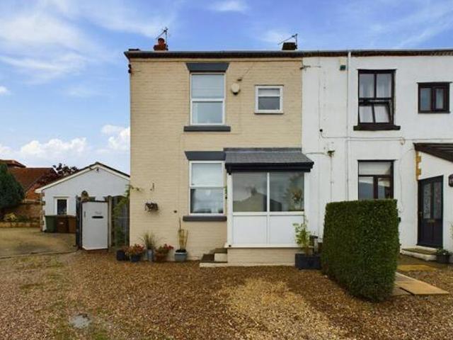 House for sale in Horbury, West Yorkshire