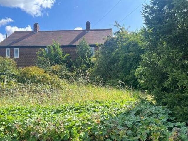 House for sale in Badsworth, West Yorkshire